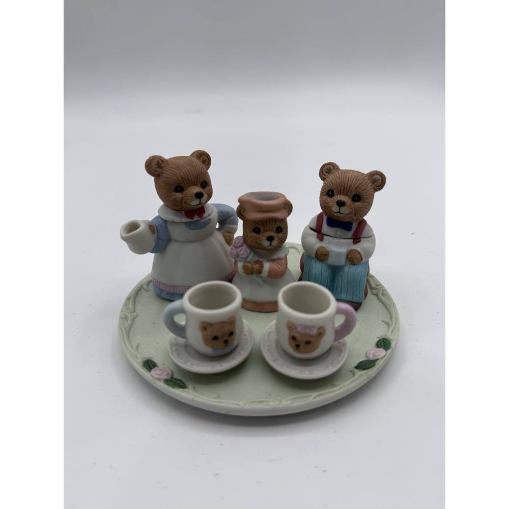 HJG Bear Family Tea Time Party Cottagecore Pastel Plate #1427‎ Vintage 1980s